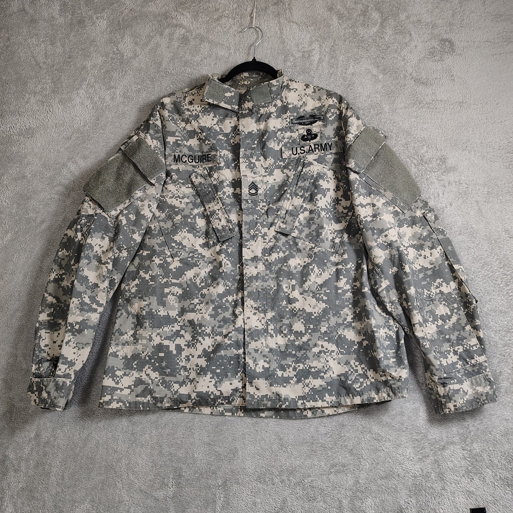US Army Jacket Mens Large Regular Camo Coat Combat Uniform Military Logo Patch